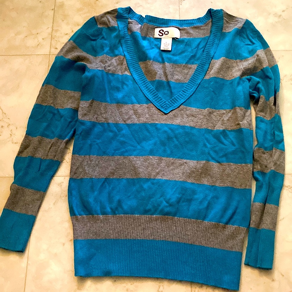 Women’s Gray and Blue Striped Sweater